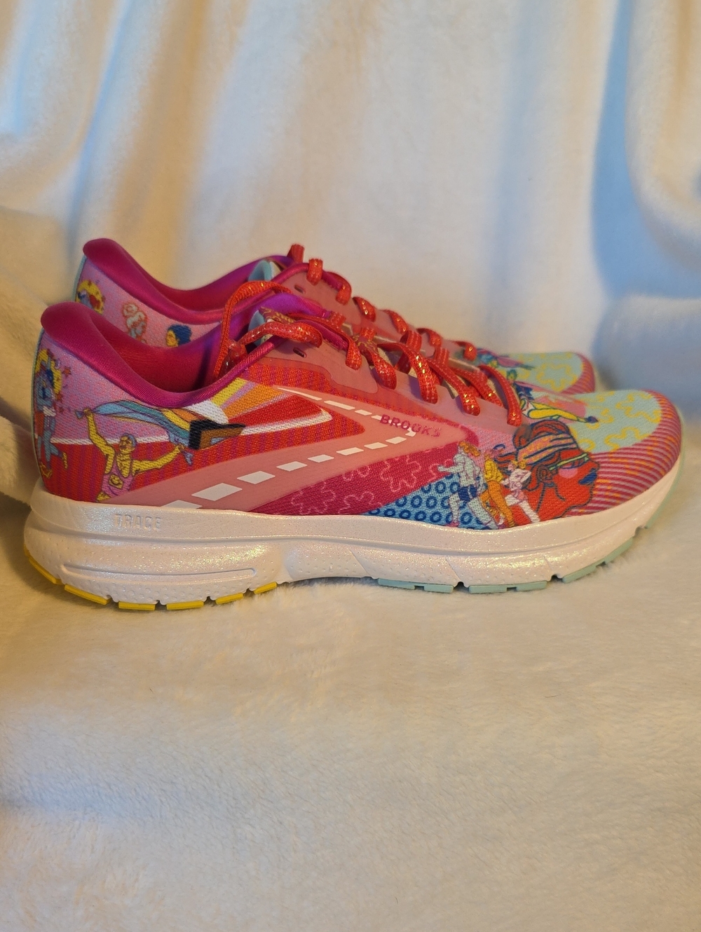 Brooks Trace 3 RUN Proud Running Shoes.